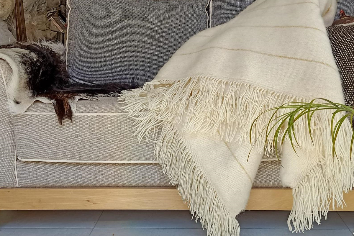 Benefits Woolen Throw All Thing Reviews