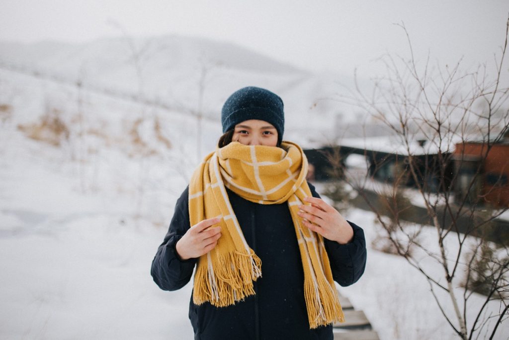 Cotton Polyester Blend Large Scarf: The Perfect Scarf For Cold Days
