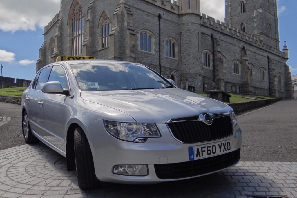 Benefits Of Hiring A Tourist Taxi