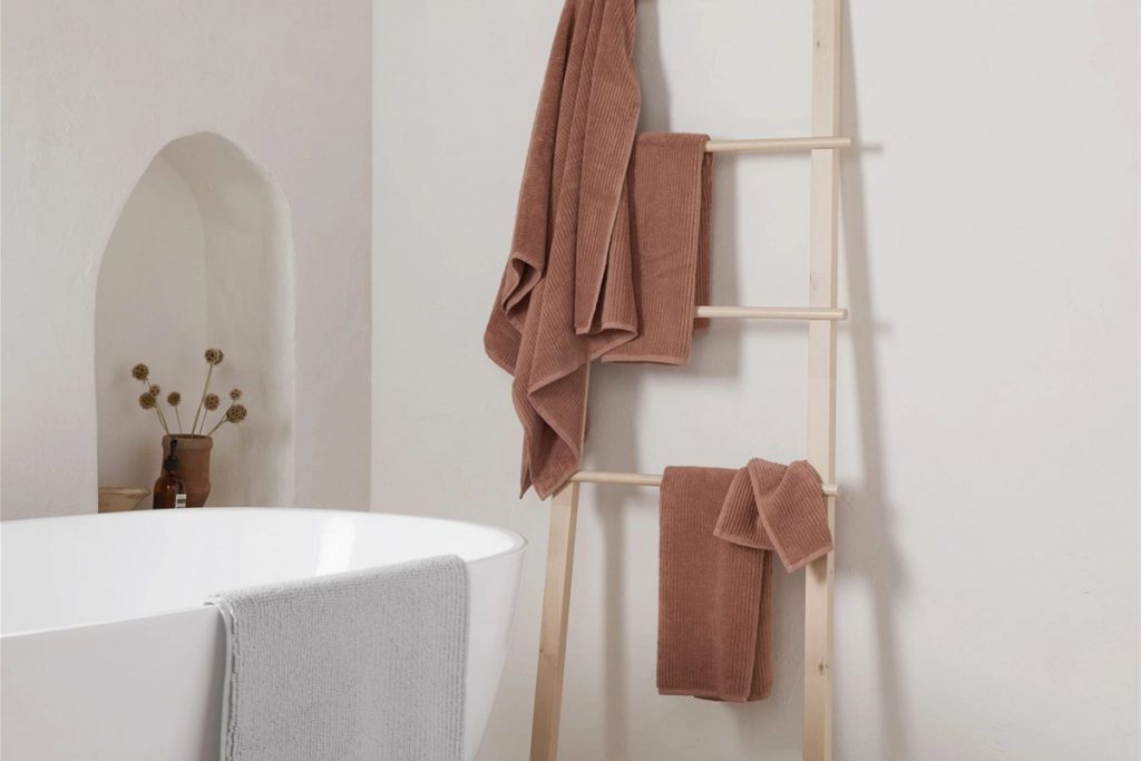 The Benefits Of Textured Ribbed Bath Blankets. All Thing Reviews