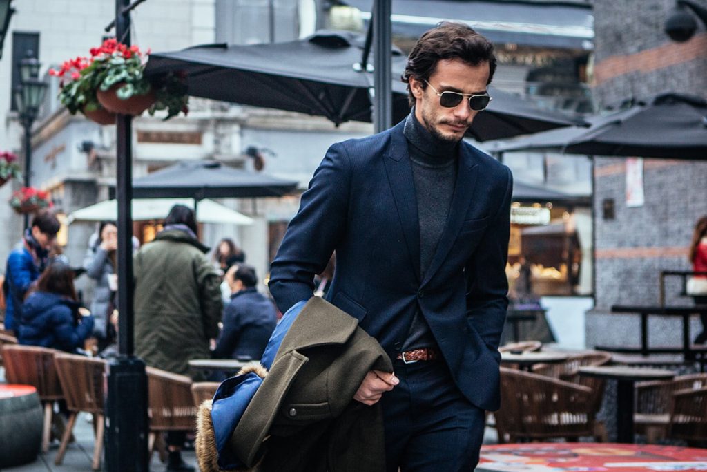 Turtlenecks For Men: Knitted & Formal Or Casual & Cozy?